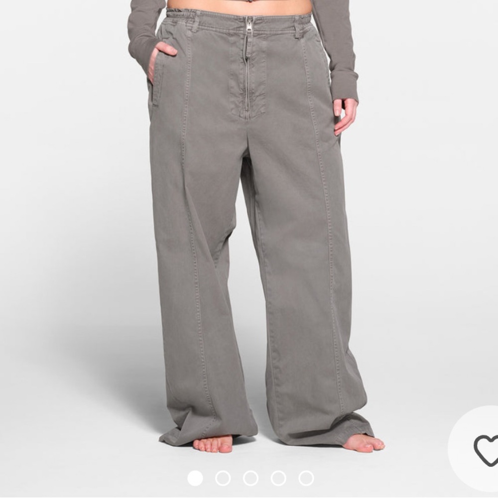 Skims Pants